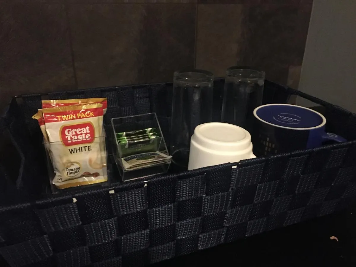 Aparthotel Cozy Condo Near Naia With Wifi, Pool And Balcony Pasay