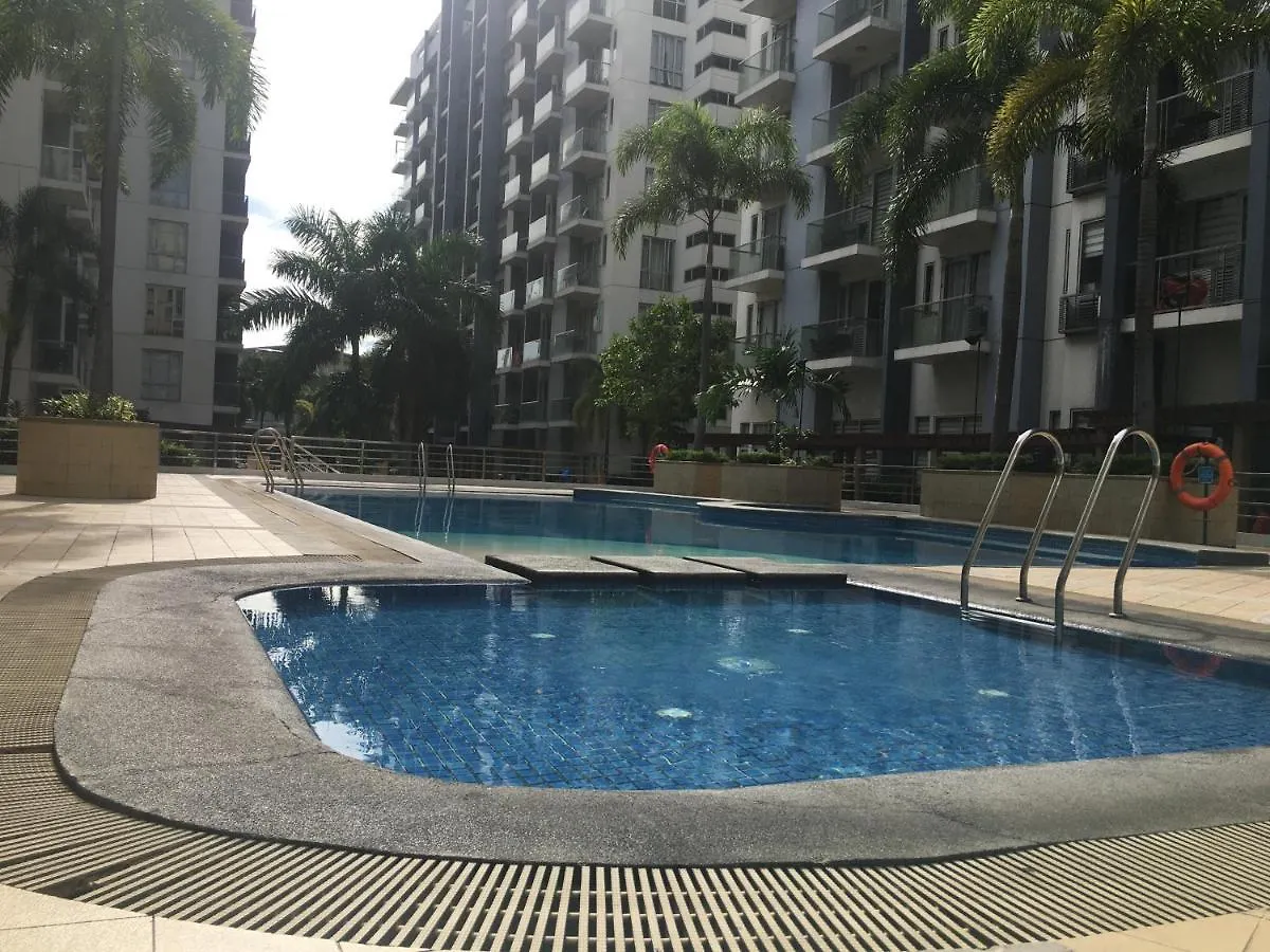 Cozy Condo Near Naia With Wifi, Pool And Balcony Pasay Aparthotel