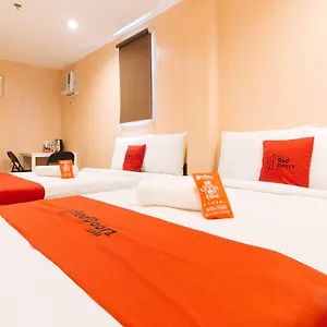 Reddoorz At Rosemarie فندق
